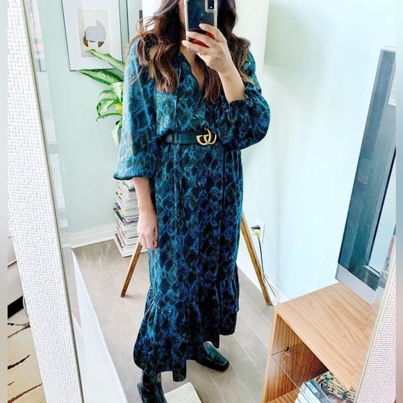 Zara Dresses & Skirts - ZARA Maxi Dress Navy Blue Snakeskin  Print Long Sleeve Size S Blogger Fave NEW